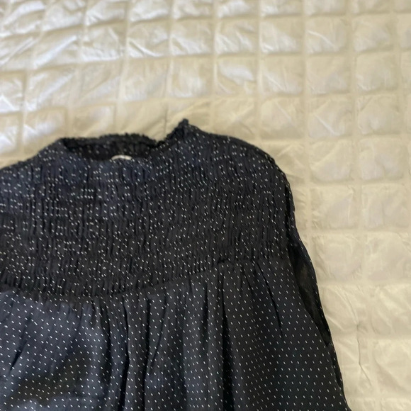 Frame denim noir polka dot smocked blouse - Picture 7 of 12